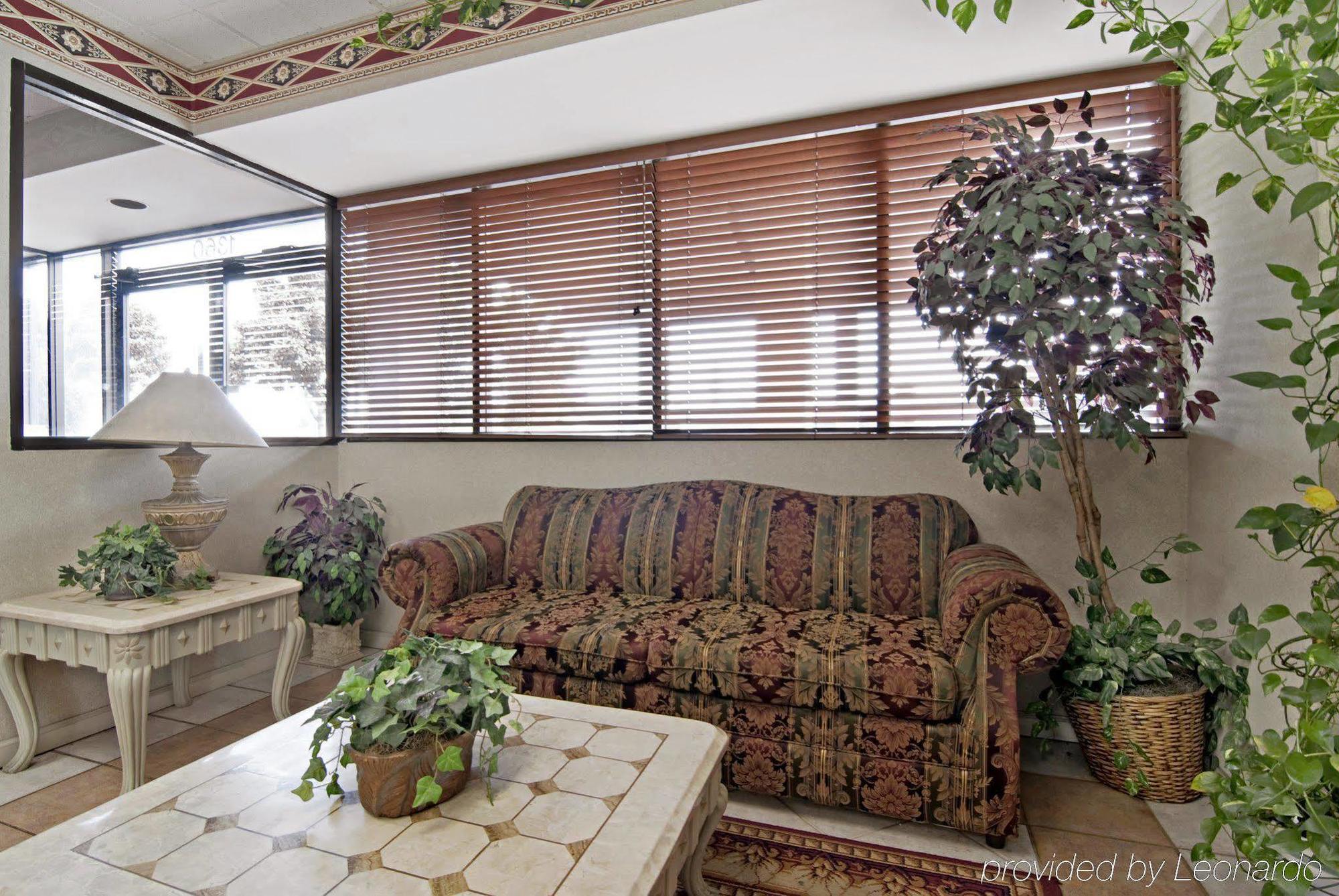 America'S Best Value Inn & Suites - Memphis/Graceland Interior photo