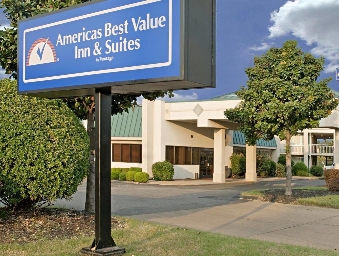 America'S Best Value Inn & Suites - Memphis/Graceland Exterior photo